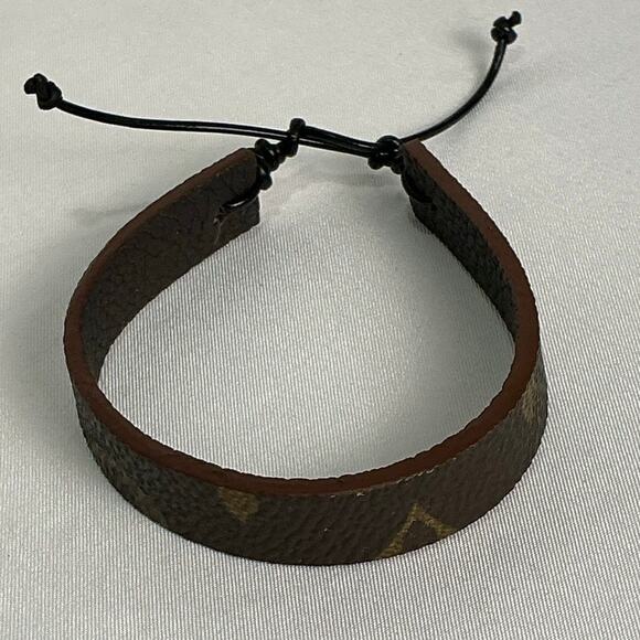 Louis Vuitton Slide Leather Bracelet Dark Brown Soft Pebble - Picture 8 of 10